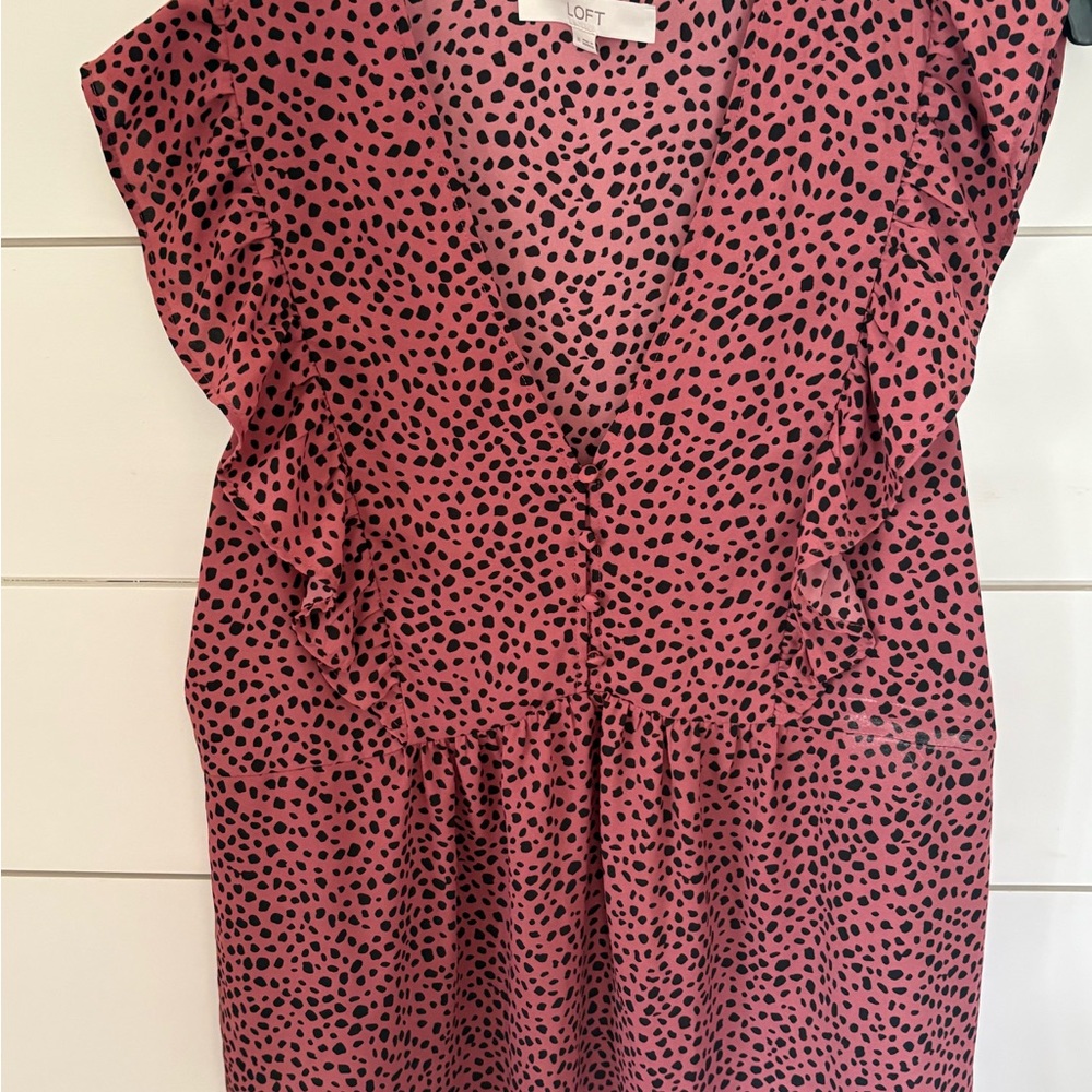LOFT Pink Dotted V-Neck Ruffle Sleeve Women's Top size medium